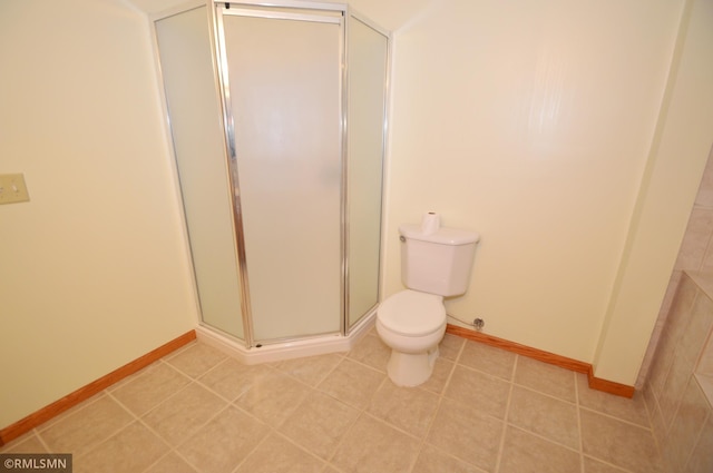 961 113th Ave NE, Blaine, MN 55434 - bathroom with a stall shower and toilet