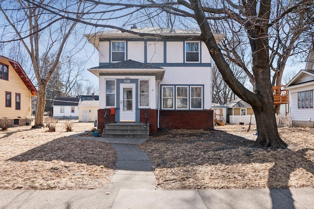 view of front of property featuring stucco siding