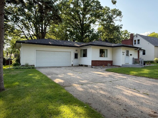 1124 Phinney Ave, Detroit Lakes, MN 56501 - photo 2