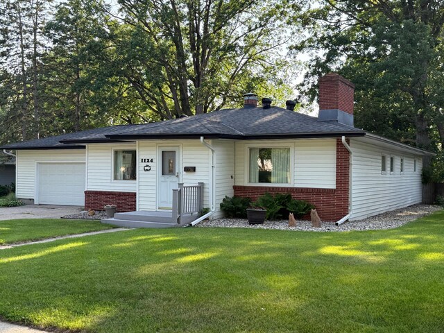 1124 Phinney Ave, Detroit Lakes, MN 56501 - photo 1