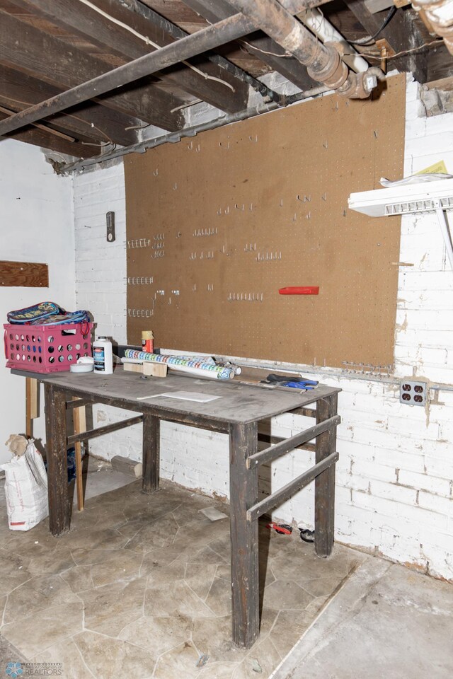 807 4th St S, Moorhead, MN 56560 - view of unfinished basement