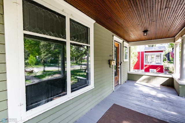 807 4th St S, Moorhead, MN 56560 - view of porch