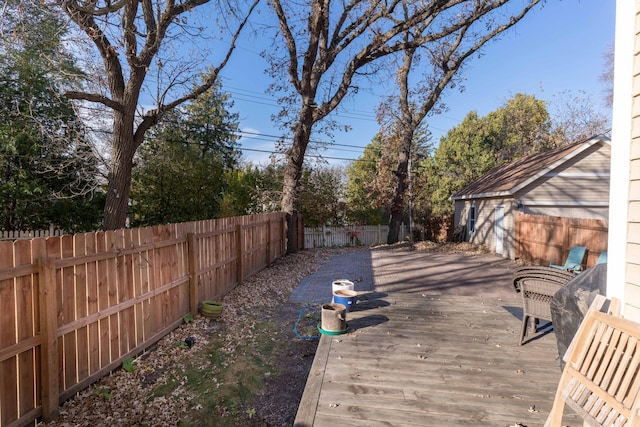 view of yard featuring a wooden deck