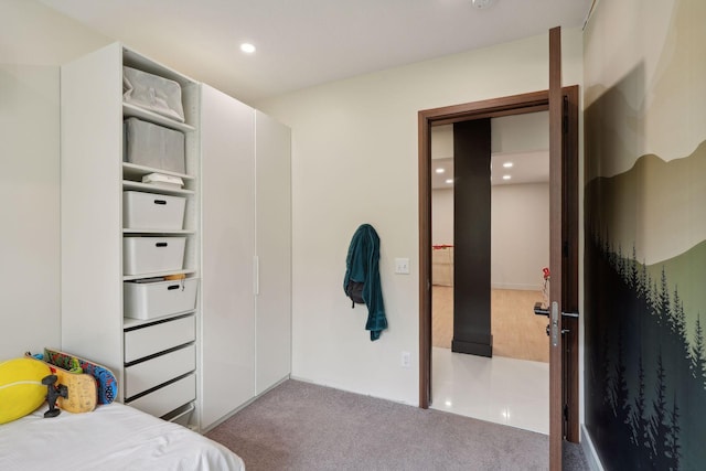 bedroom featuring carpet floors