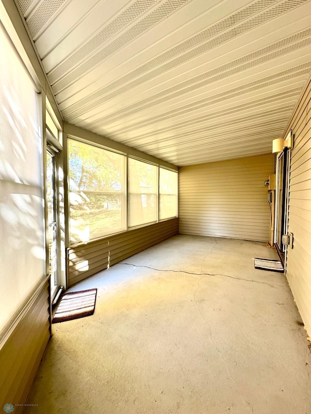 view of unfurnished sunroom