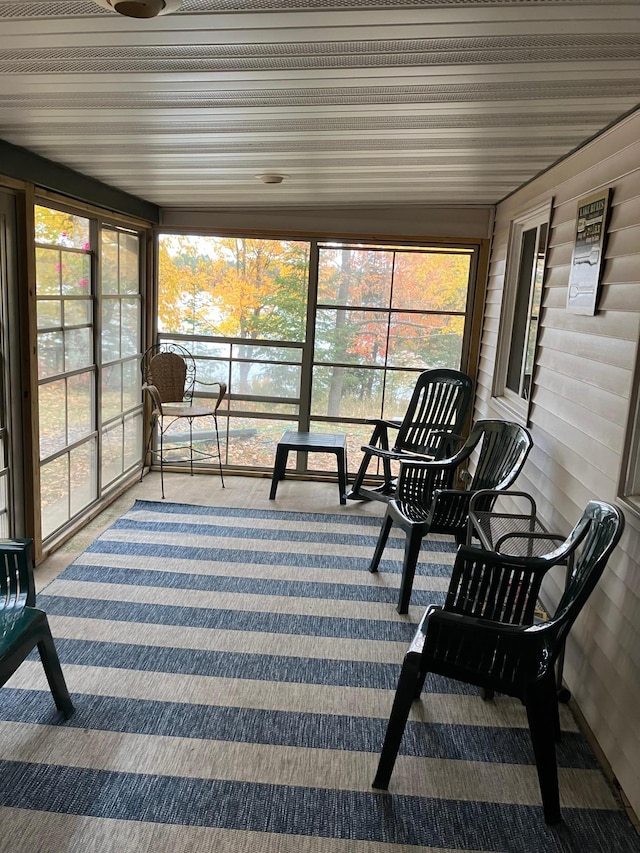 view of sunroom / solarium