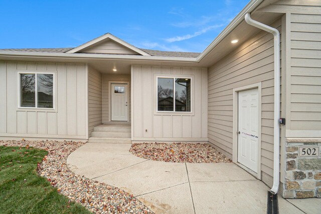 view of entrance to property