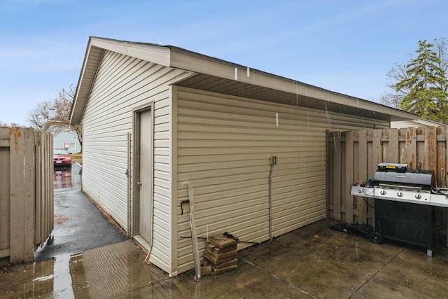 view of outbuilding