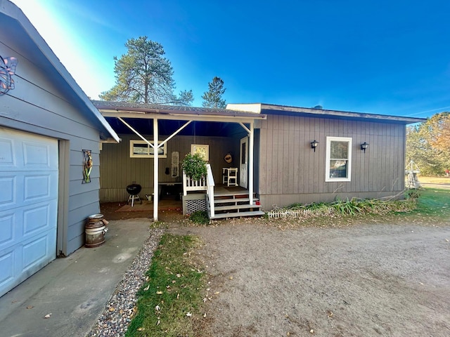 view of front of property with a porch