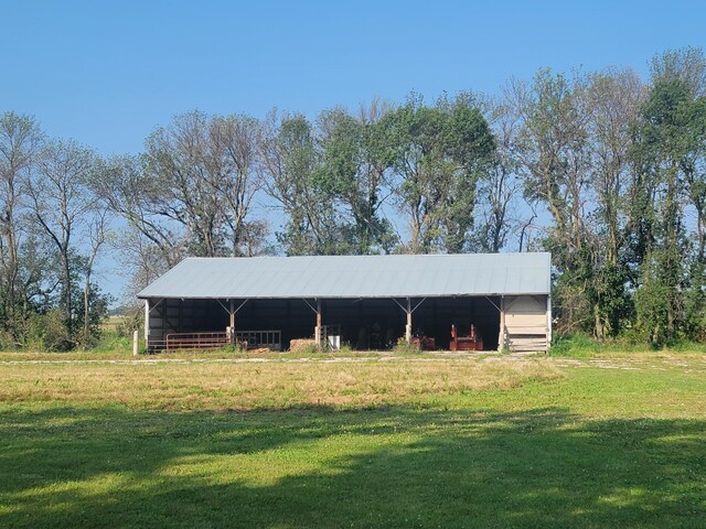 5330 500th St, Kenyon Twp, MN 55946 - view of pole building featuring a lawn