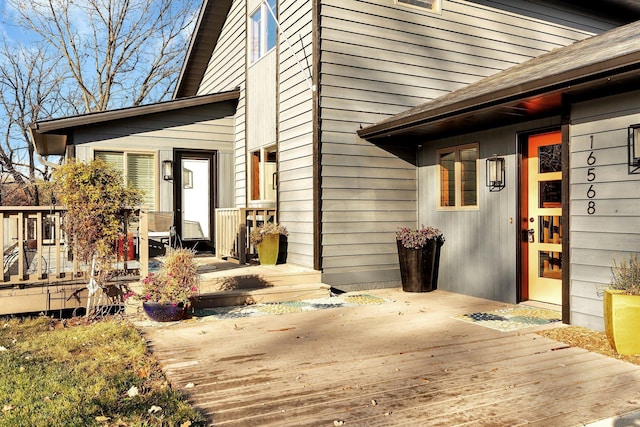 16568 Maplewood Rd, Wakefield Twp, MN 56320 - doorway to property with a deck
