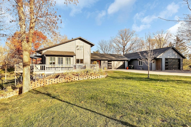 16568 Maplewood Rd, Wakefield Twp, MN 56320 - view of front of property featuring a garage, a front lawn, and concrete driveway