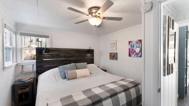 11470 Forada Beach Rd SE, Alexandria, MN 56308 - bedroom with crown molding and a ceiling fan