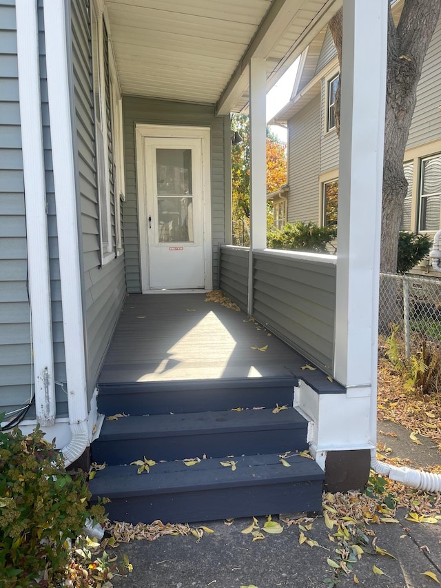 view of patio / terrace with covered porch