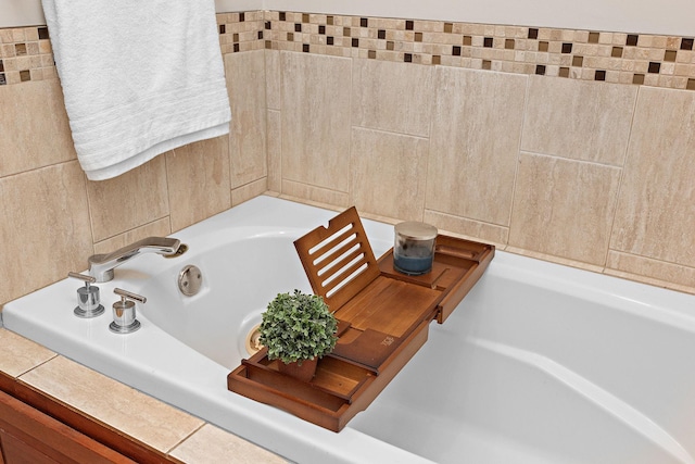 4637 Carlow Rd, Mound, MN 55364 - full bath featuring a tub to relax in