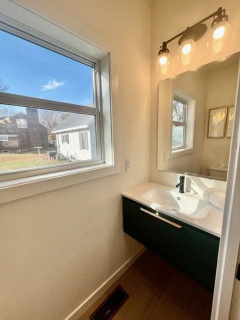 516 Elm St, Redwood Falls, MN 56283 - photo 10