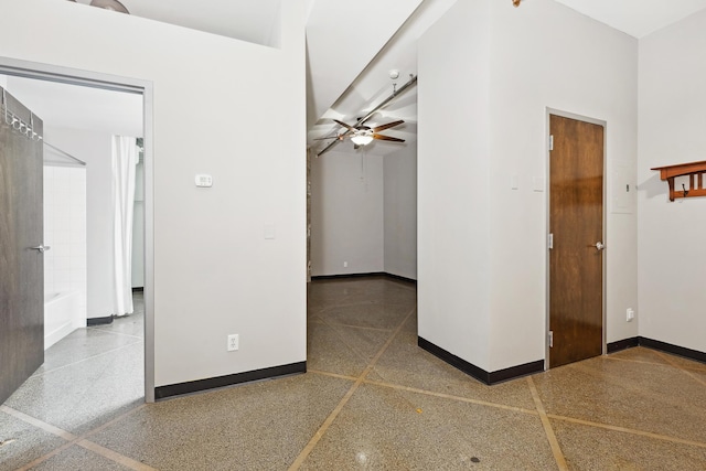 empty room with ceiling fan