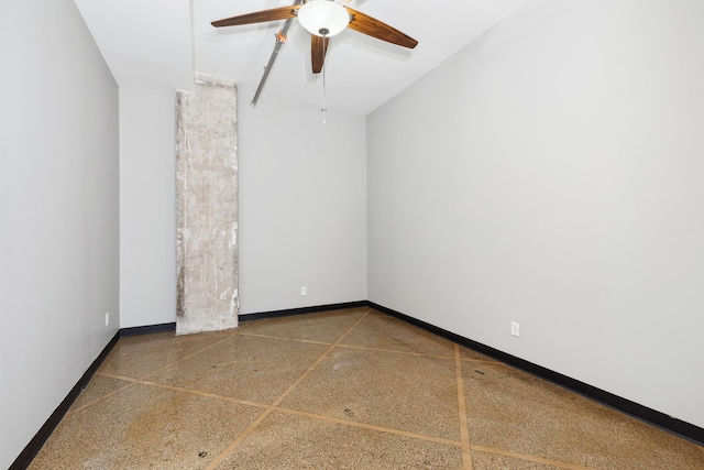 empty room featuring ceiling fan