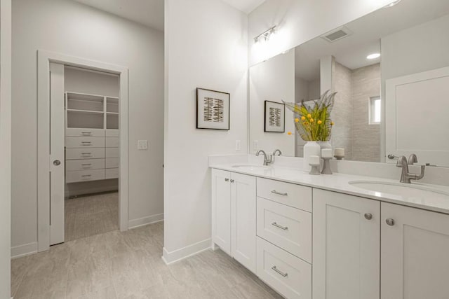 bathroom with vanity