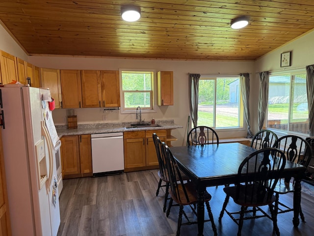 41574 Koland Rd, Sandstone Twp, MN 55072 - kitchen featuring white appliances, a sink, wooden ceiling, wood finished floors, and light countertops