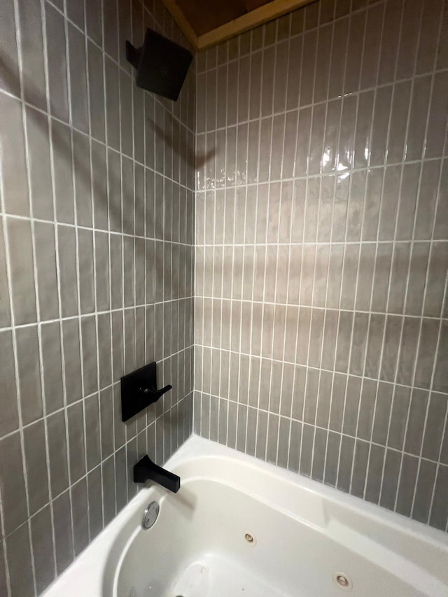 bathroom with shower / bathing tub combination