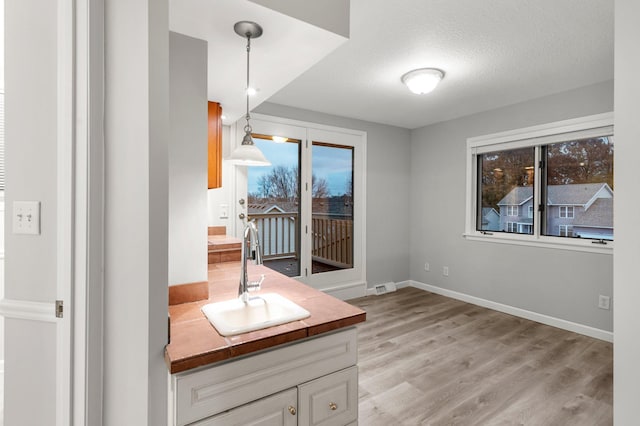 508 Chapel Ct, Eagan, MN 55121 - photo 33