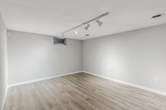 508 Chapel Ct, Eagan, MN 55121 - photo 51