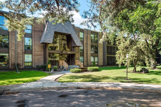 6105 Lincoln Dr Unit 239, Edina, MN 55436 - photo 20
