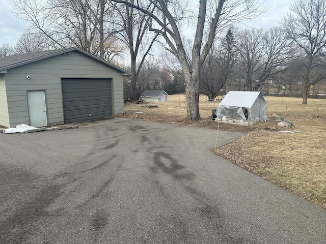 detached garage with driveway