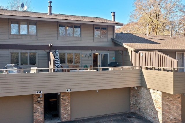 exterior space featuring a balcony