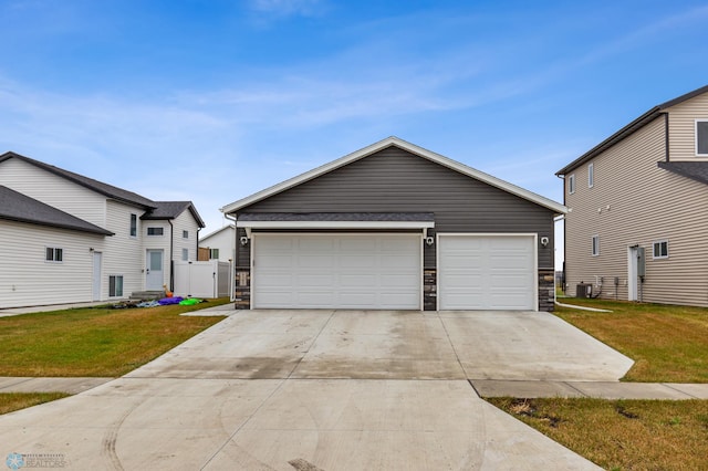 ranch-style home with a front yard