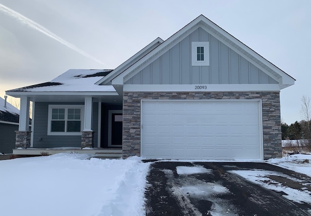 view of front of home featuring a garage