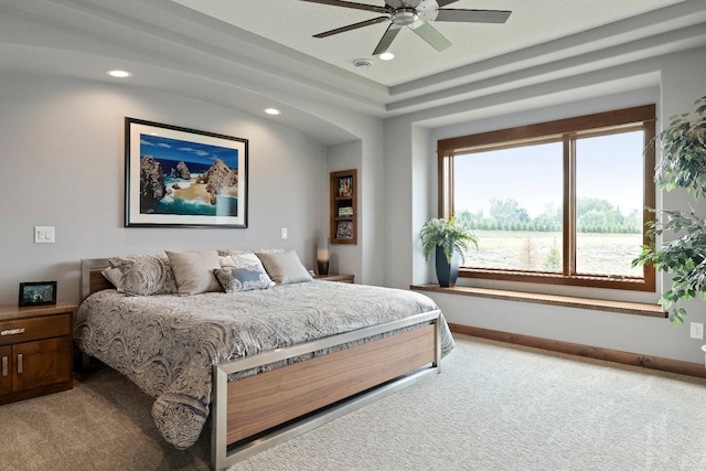 bedroom with carpet flooring and ceiling fan