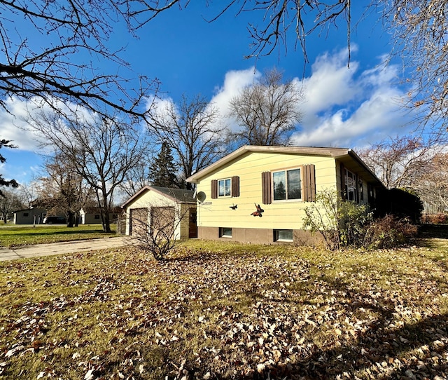 view of side of home