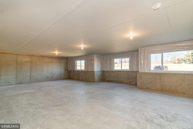 empty room featuring concrete floors