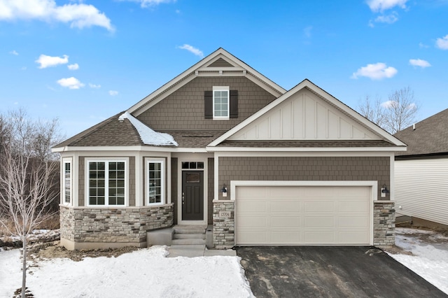 craftsman-style house featuring a garage