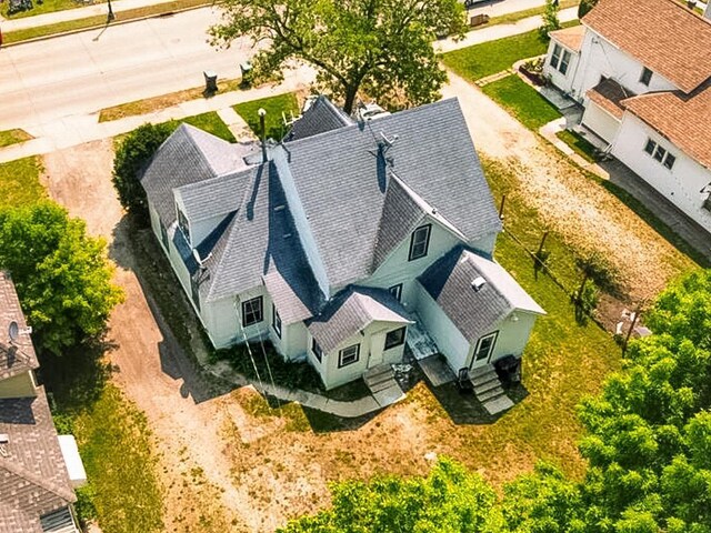 404 Main St, Austin, MN 55912 - aerial perspective of suburban area