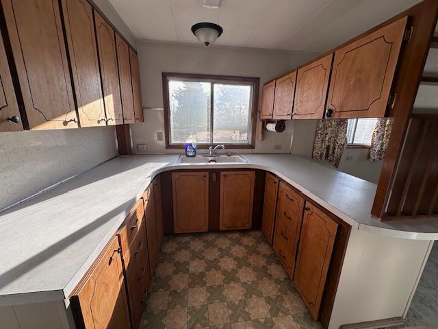 kitchen featuring sink