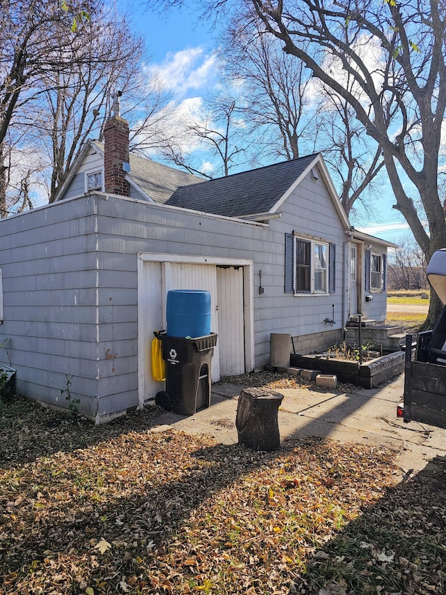 view of property exterior