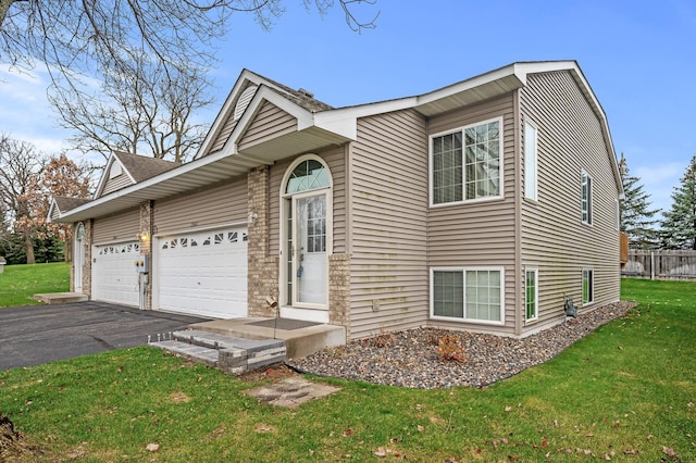 view of front of home with a front lawn