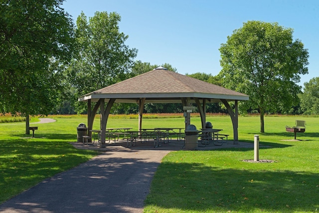 12770 196th Ave NW, Elk River, MN 55330 - surrounding community with a gazebo and a lawn