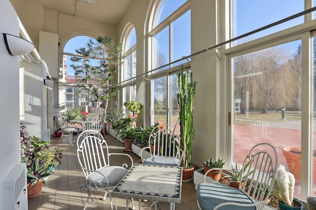 view of sunroom / solarium