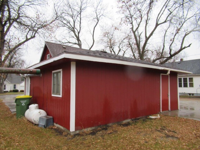 view of outdoor structure