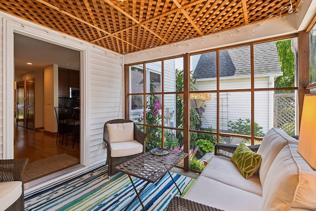 5006 Sheridan Ave S, Minneapolis, MN 55410 - sunroom featuring an outdoor hangout area