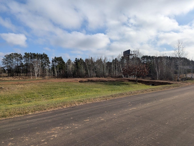 Listing photo 3 for 1350 Carriage Hill Dr, Hinckley MN 55037