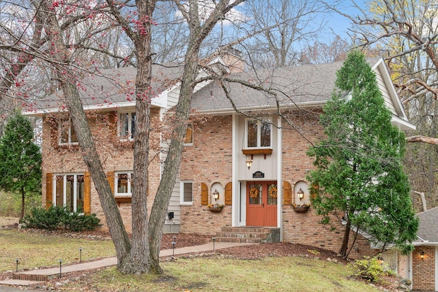 view of front of house with a front yard