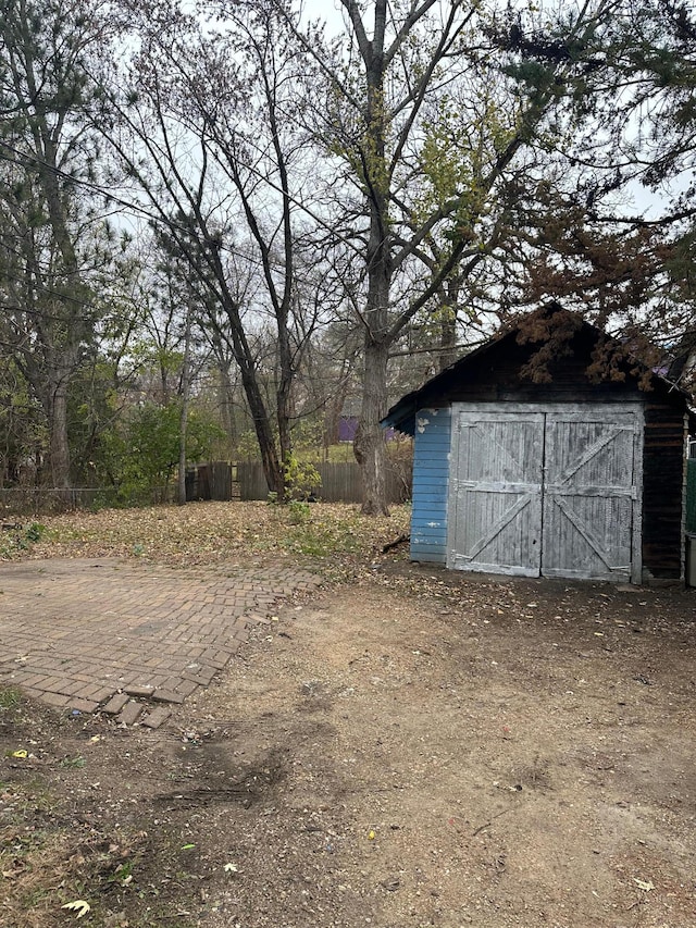 view of outbuilding