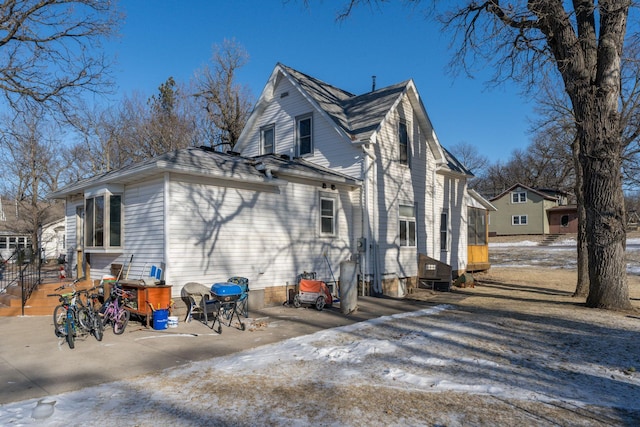 view of property exterior