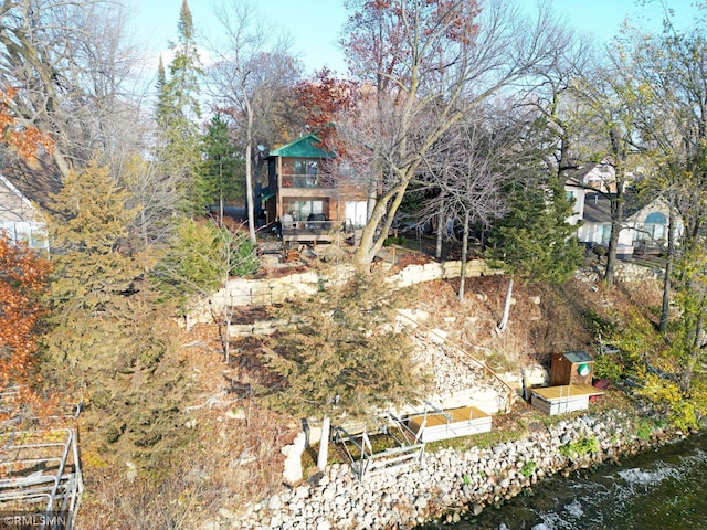 view of yard with a water view