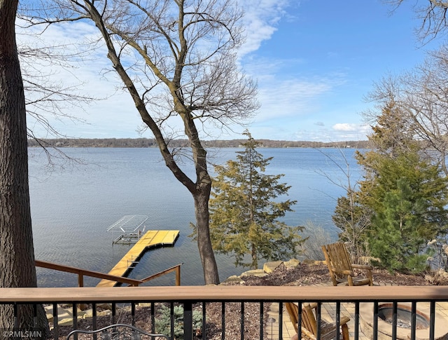 property view of water with a floating dock